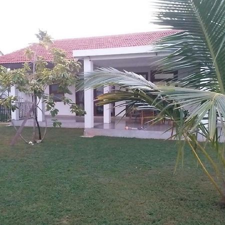 Negombo Holiday Home 外观 照片