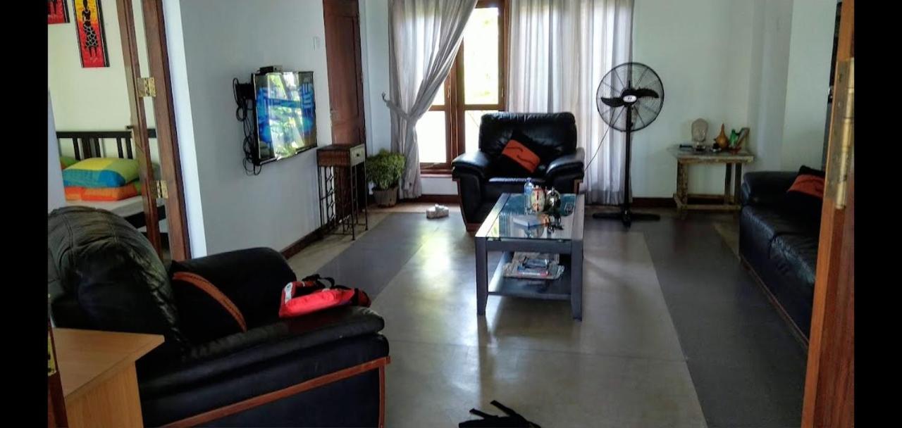 Negombo Holiday Home 外观 照片